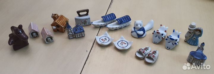 Подставки для палочек хасиоки и фигурки миниатюры