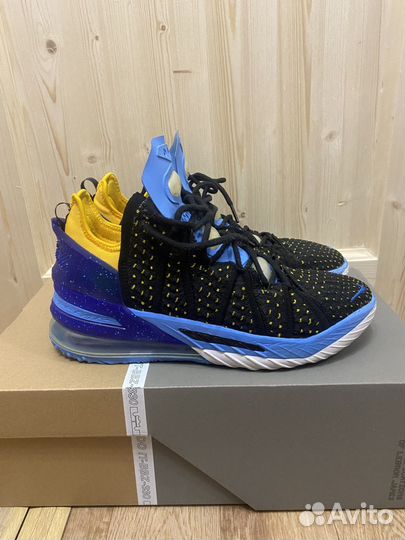 Nike Lebron 18 Оригинал (42,5)