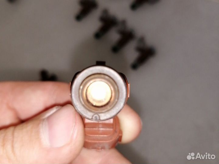 Форсунка Almera Classic b10 1.6 1.8 QG16 QG18