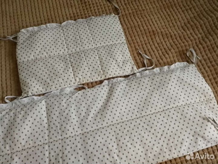 Бортики на детскую кроватку