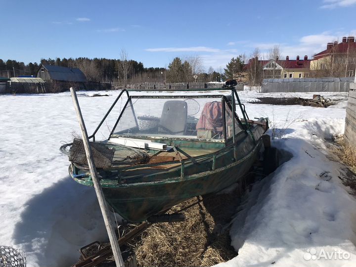 Крым и ямаха 30 2т 3-х целиндровая