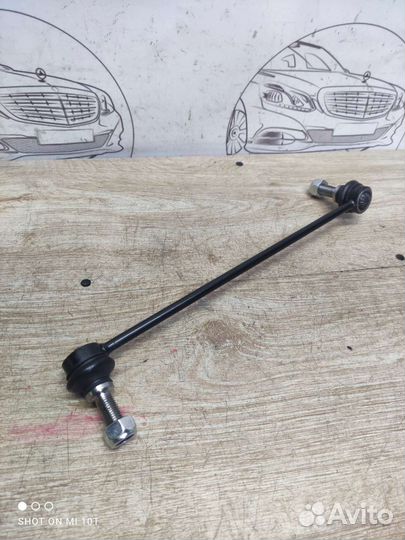Стойка стабилизатора правая мерседес w204