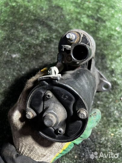 Стартер Volkswagen Caddy 3 1.9