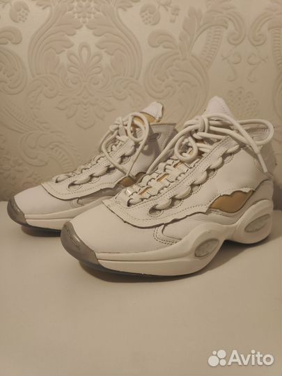 Maison margiela x reebok question mid