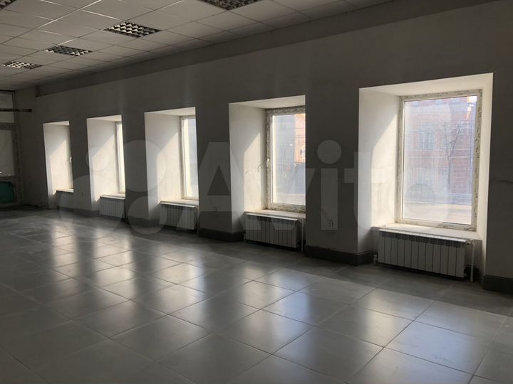 Торговая площадь, 90 м²