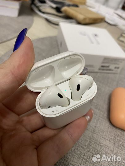 Наушники AirPods 1 поколения