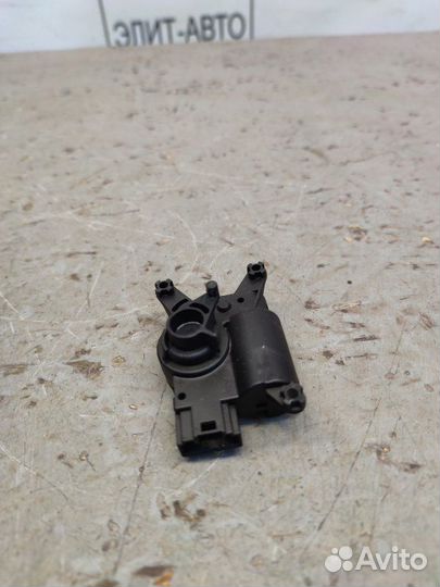 Моторчик заслонка печки Porsche Cayenne 957 4.8