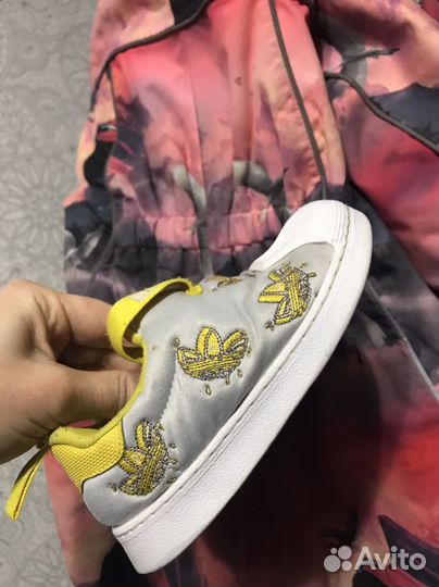 Кроссовки детские adidas 25