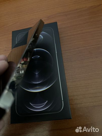 iPhone 12 pro (256гб) (как новый)