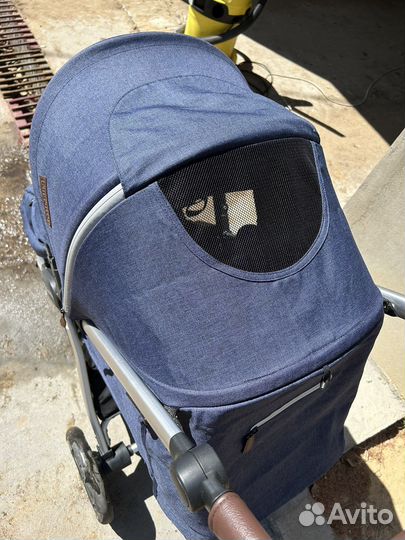 Коляска прогулочная
