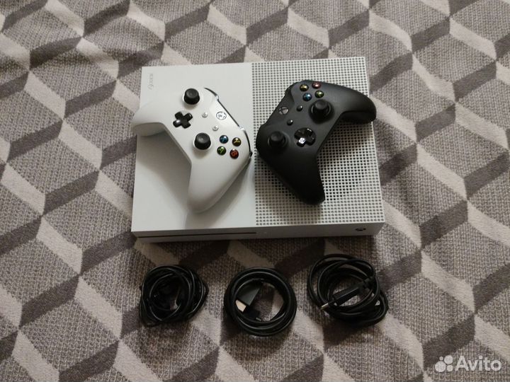 Xbox One на 512 Гб памяти