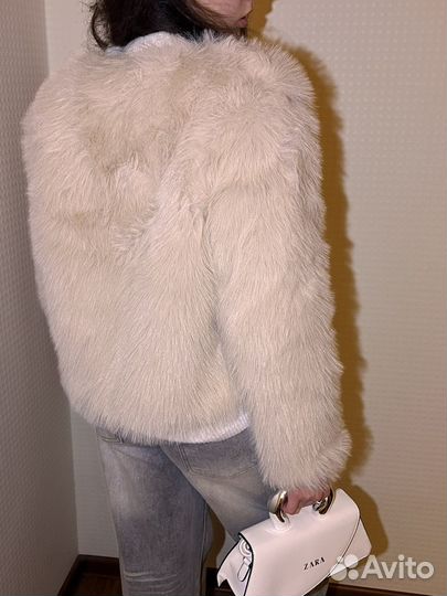 Шуба женская искуственная короткая