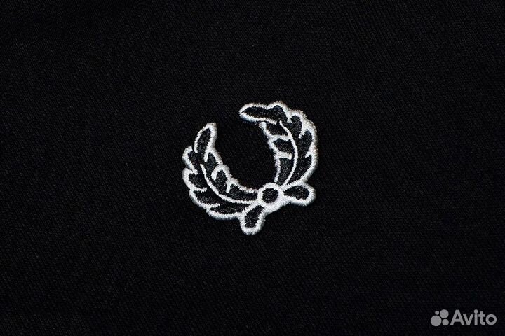 Олимпийка Fred Perry черная в наличии