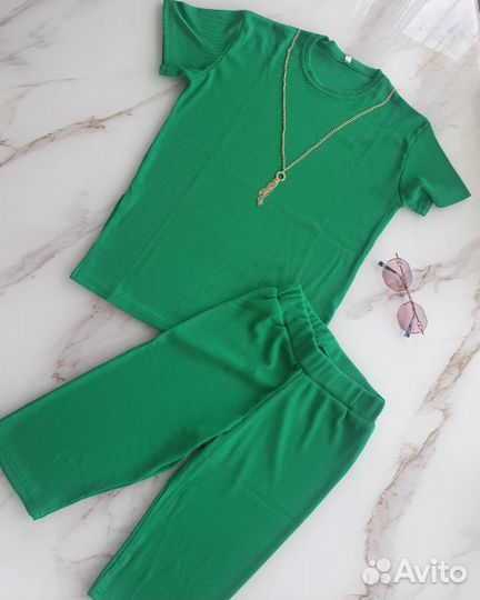 Летний костюм с велосипедками для девочки