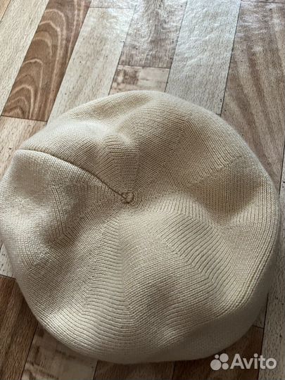 Берет женский