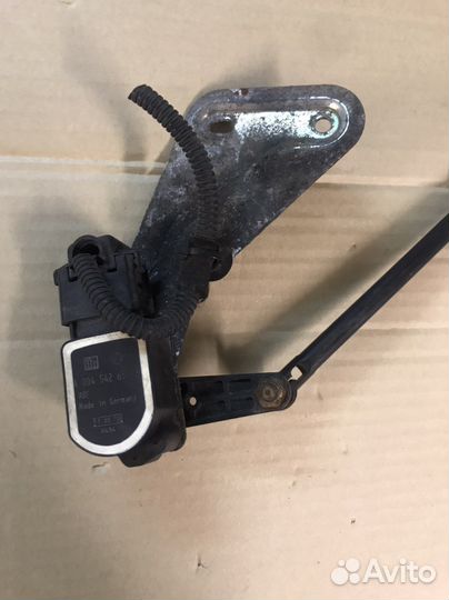 Датчик дорожного просвета Mercedes W212