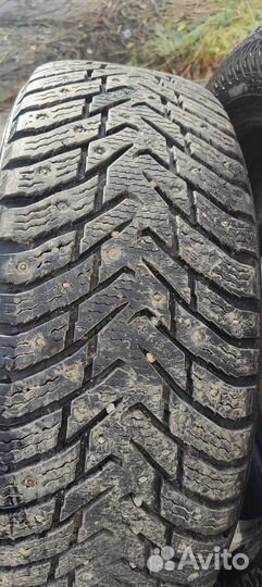 Nokian Tyres Hakkapeliitta 8 SUV 235/55 R20 102T