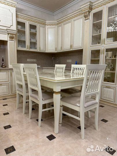 Стол и Стулья