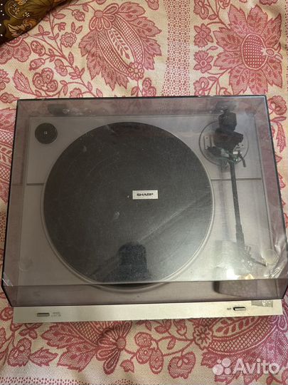 Проигрыватель винила Sharp tp-23h(S)