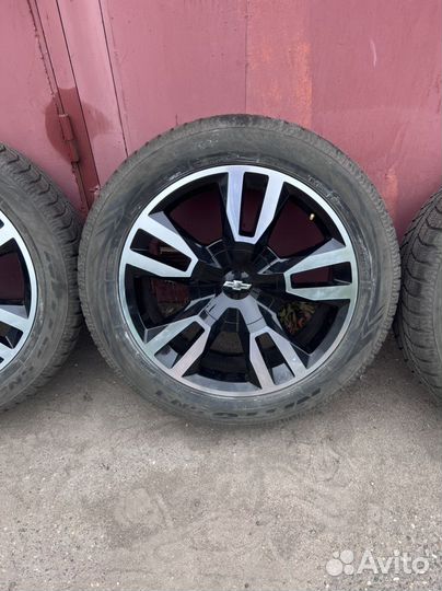 Колеса R-22 Cadillac Escalade Chevrolet Tahoe