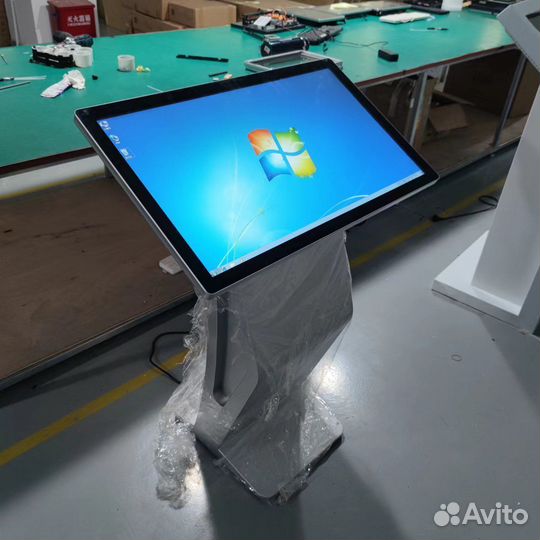 Сенсорный киоск 75 дюймов