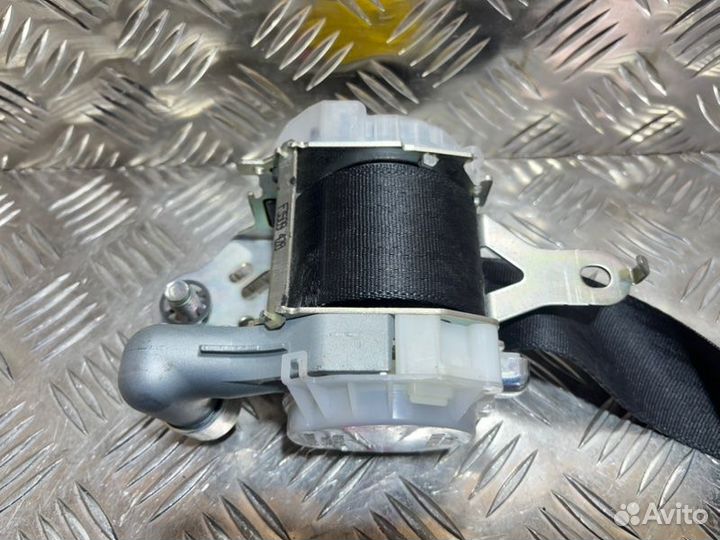 Ремень безопасности передний левый Subaru Forester