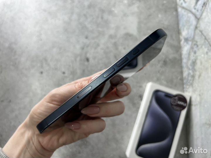 iPhone 15 Pro, 256 ГБ