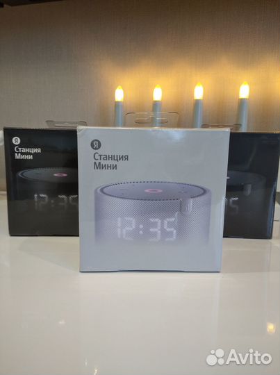 Яндекс алиса мини с часами