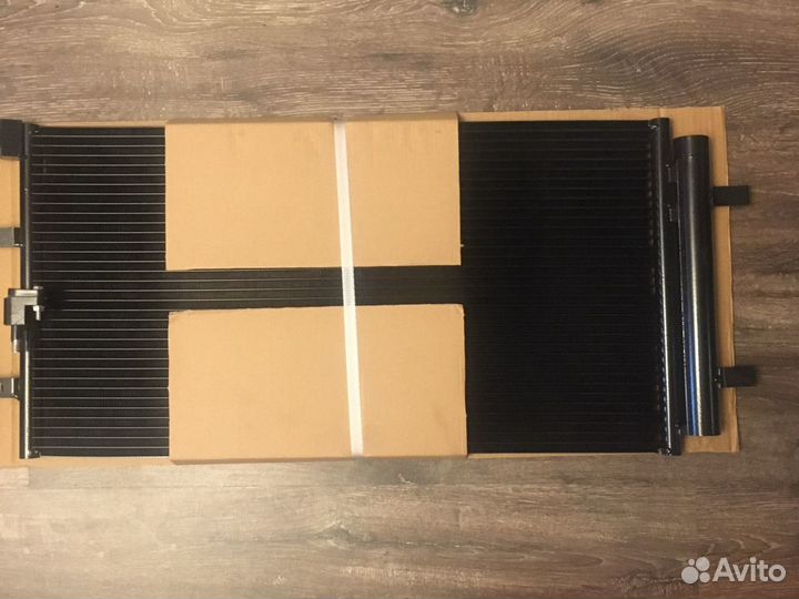 Радиатор кондиционера на Audi A5 до рестайлинг