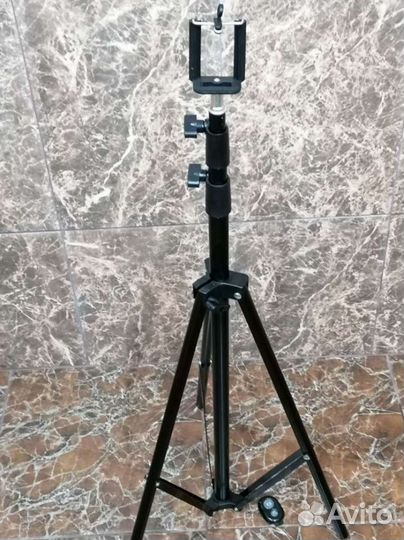 Штатив 2,1 м