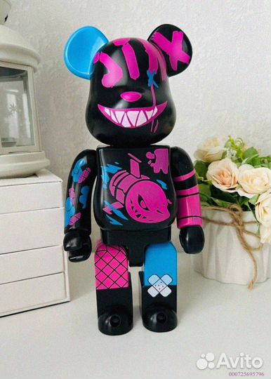 Bearbrick 28 см – Идеальный элемент декора