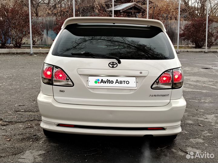 Toyota Harrier 3.0 AT, 2000, 300 000 км