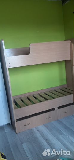 Двухъярусная кровать бу с ящиками для хранения