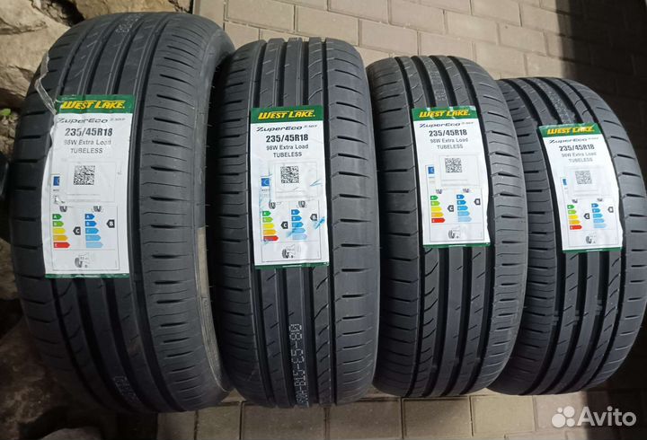 Westlake Zuper Eco Z-107 235/45 R18 98W