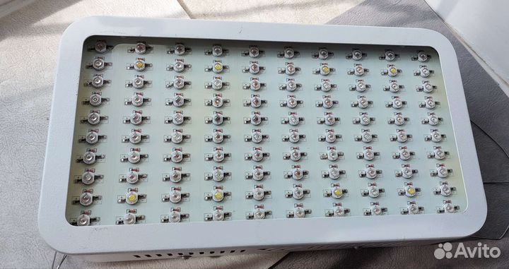 Лампа светодиодная для рассады