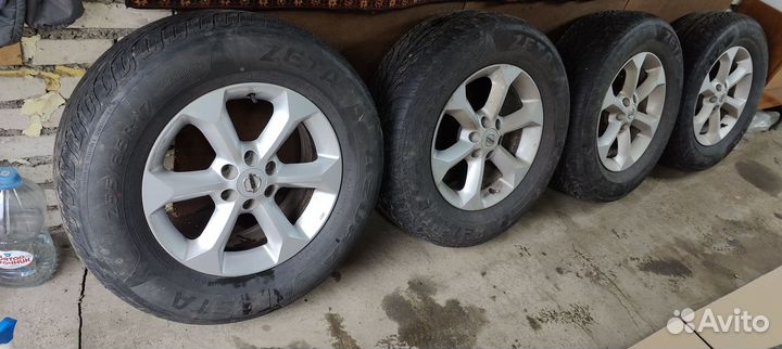 Колеса в сборе летние на Nissan Pathfinder R51