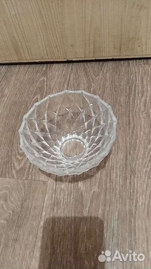 Вазочка из стекла