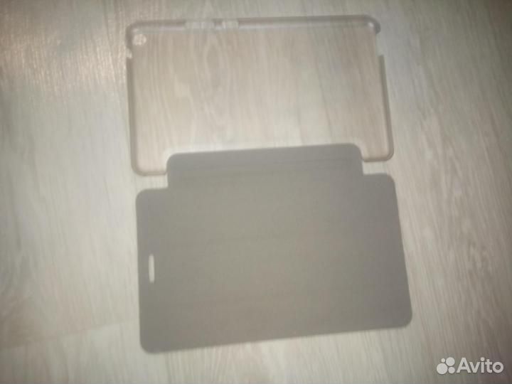 Чехол на планшет