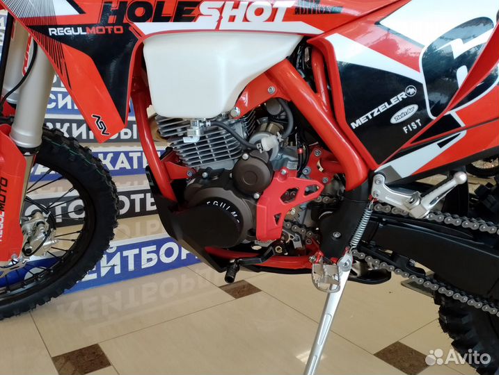 Мотоцикл Regulmoto Holeshot Red Edition (4 valves)