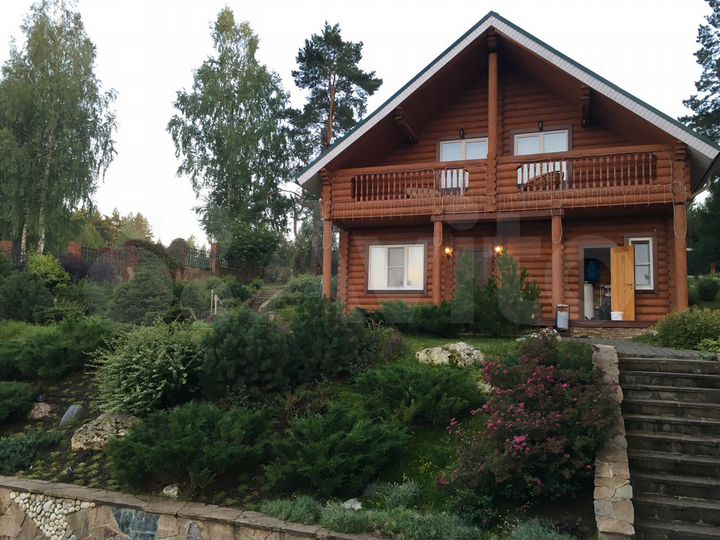 Коттедж 430 м² на участке 24 сот.