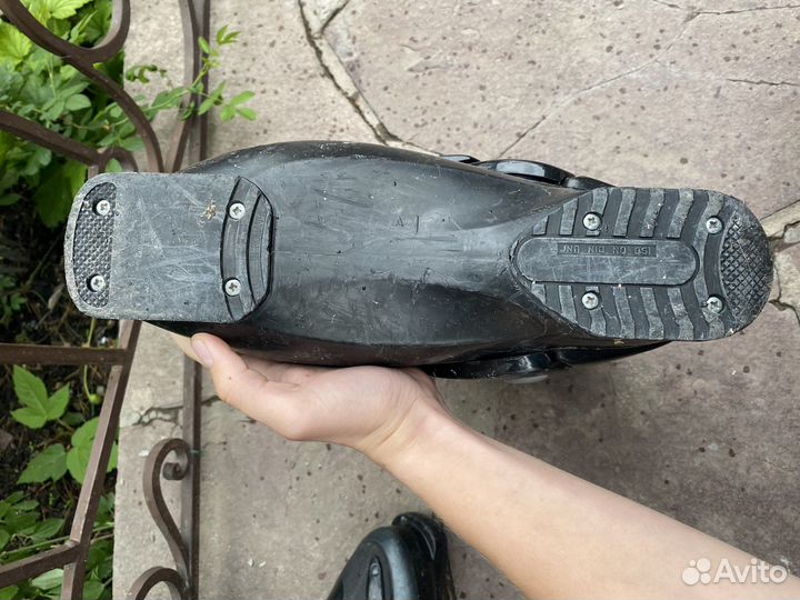 Горнолыжные ботинки rossignol