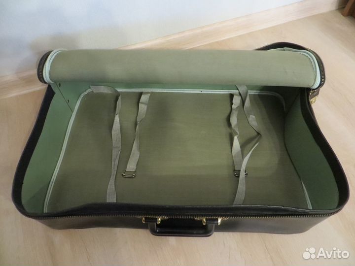 Чемоданы времен СССР