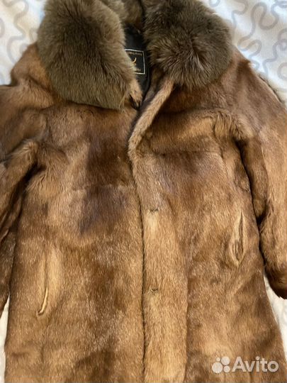 Шуба натуральная сурок, лиса б/у 50-54 размер