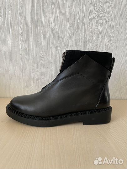 Ботинки зима р.39 нов