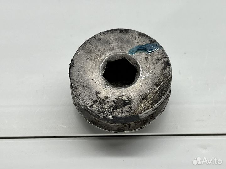 Резьбовая пробка M22X1.5 BMW X3 E83 N52