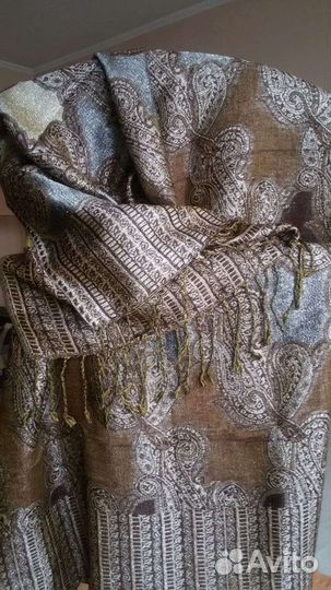 Красивый палантин, новый