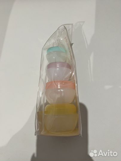 Набор баночек для путешествий Mumuso