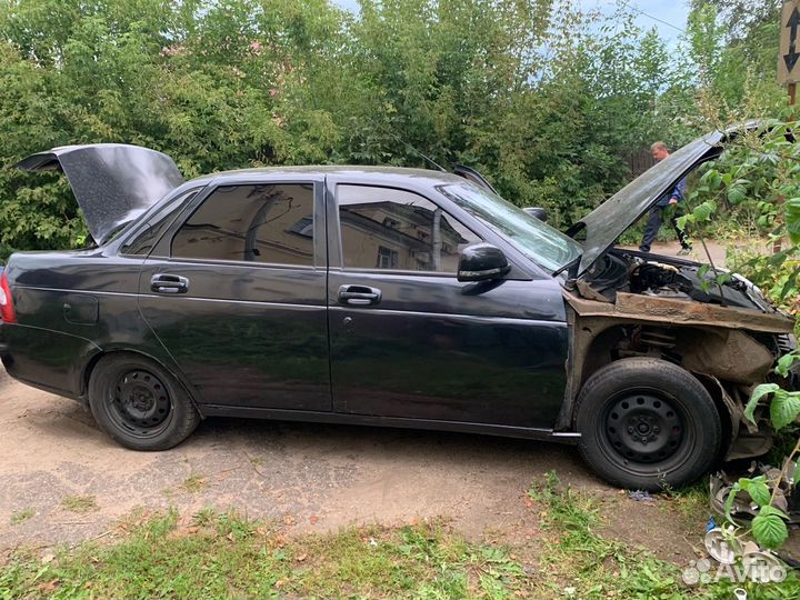 LADA Priora 1.6 МТ, 2008, битый, 270 000 км