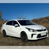 Kia Rio 1.6 MT, 2017, битый, 157 500 км, с пробегом, цена 685 000 руб.