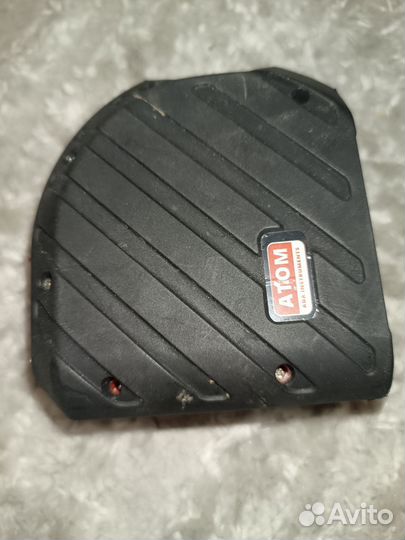 Лазерный уровень Atom